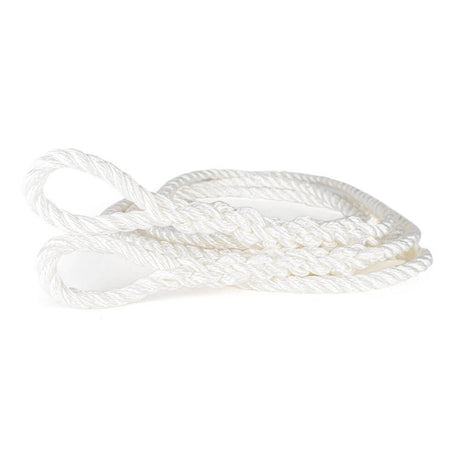 Câble de remorquage cinétique blanc de 12 mm en matériau composite, soigneusement enroulé avec des boucles aux deux extrémités, idéal pour les applications de traction lourde et des performances durables.